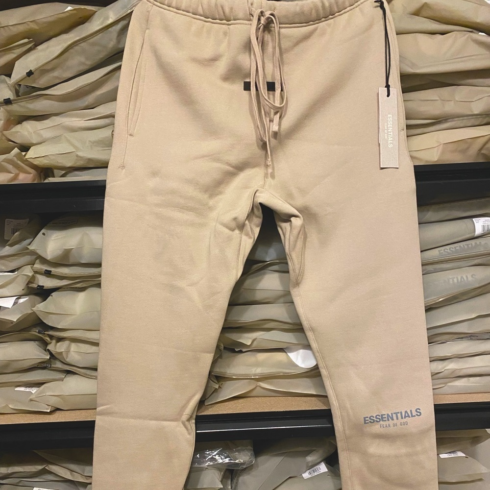 FOG-Fear Of God Essentials Sweatpants Tan